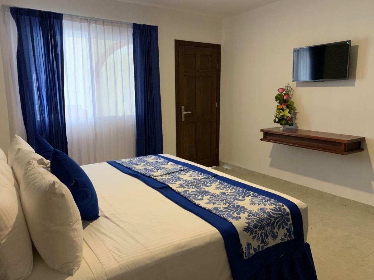 Hotel Catedral Valladolid  Ngoại thất bức ảnh